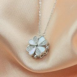 Love Heart Magnetic Pendant Chain Necklace (4)